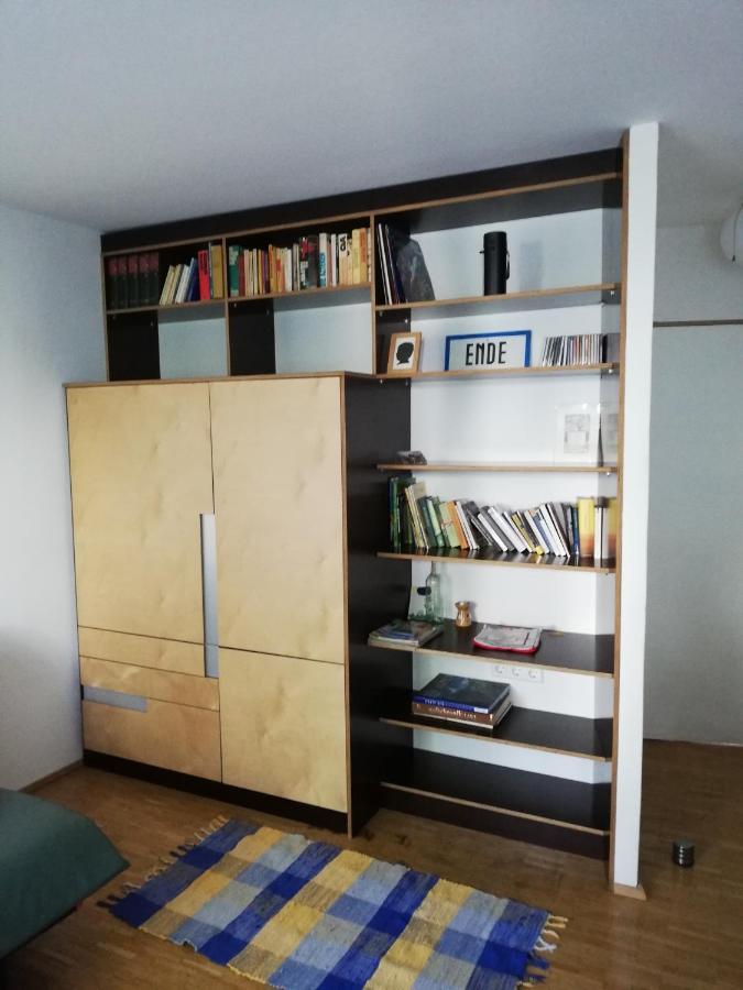 Frühstückspension In Maisonette With Garden, Parking Place *